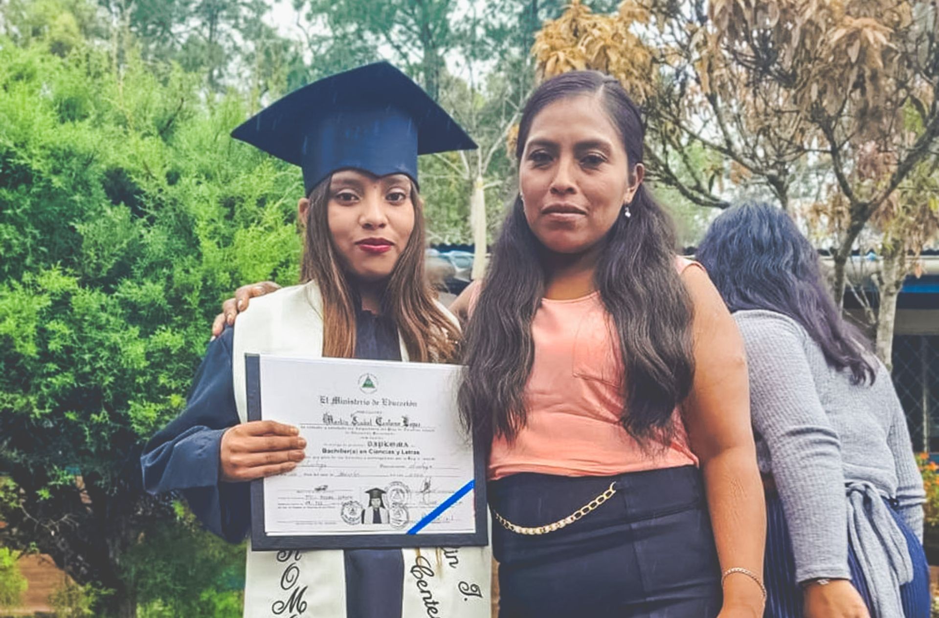 Photo of student and mother