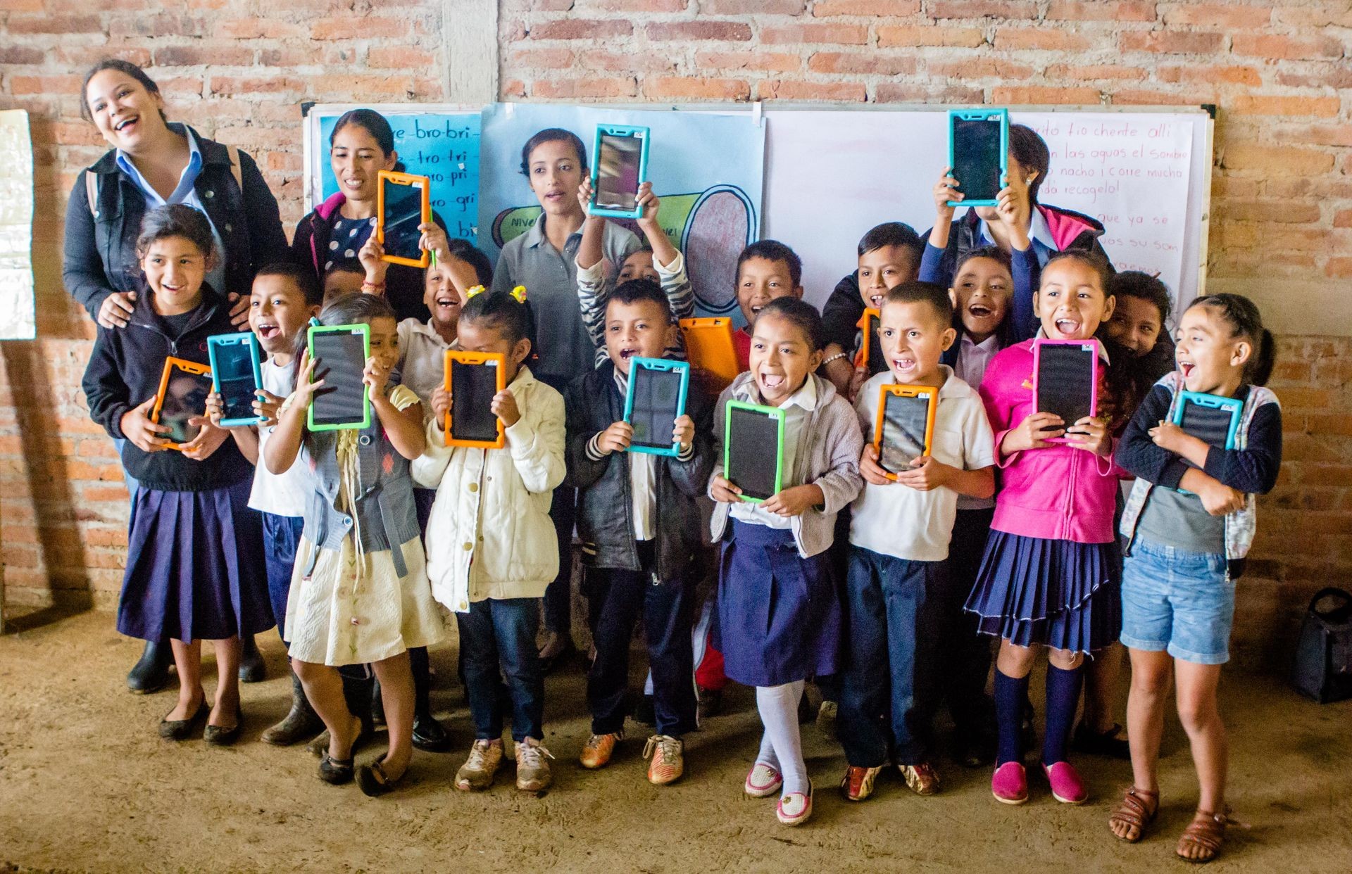 students with tablets